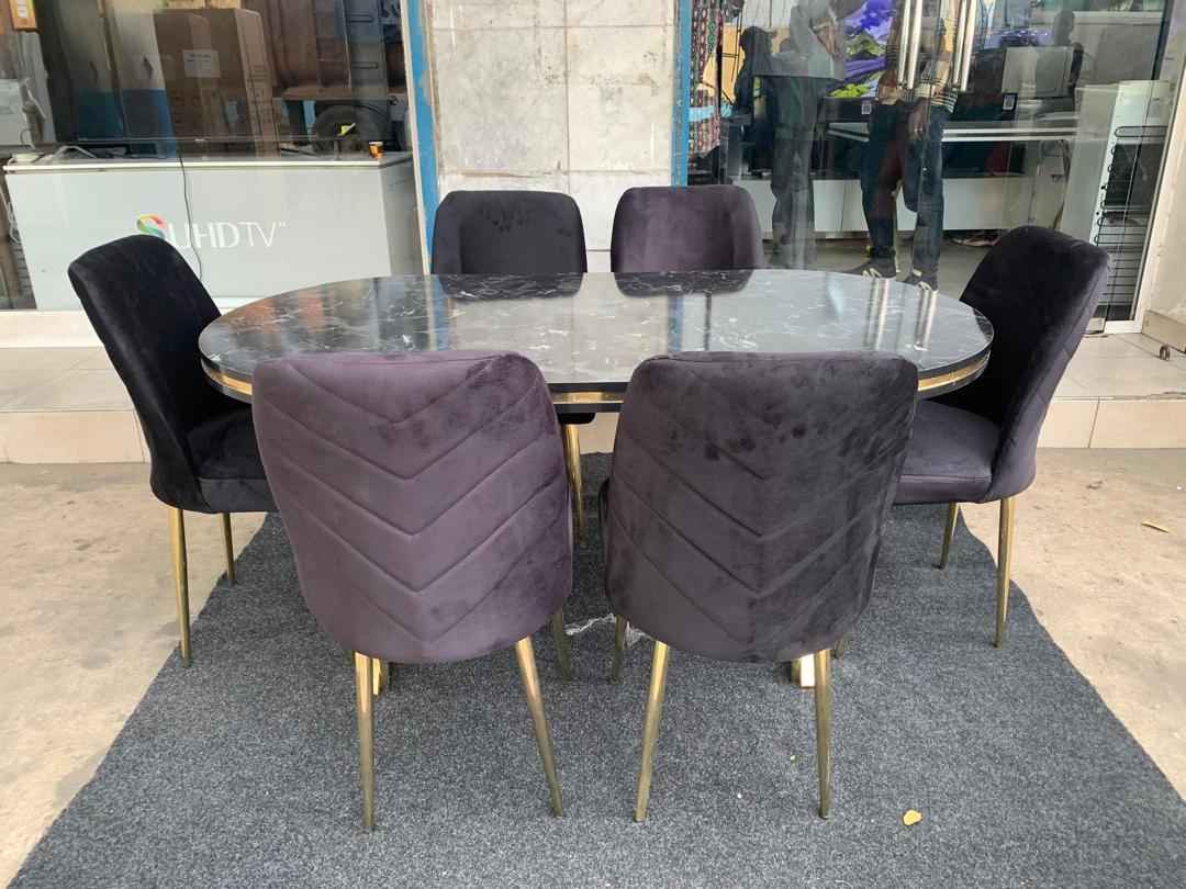 Table à manger 6places 80X140 métallique ovale Noir lotus